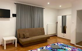Vanessa Apartments
